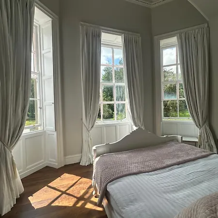 Uppercourt Manor Hotel Freshford